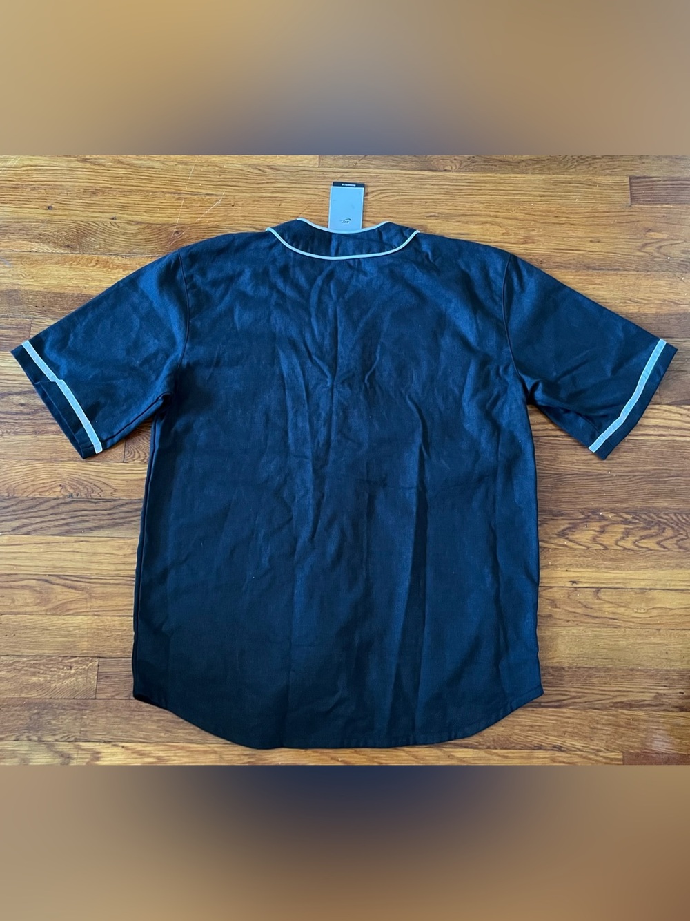 Nike Life Short-Sleeve Vintage Sport Top Black White Oversized Mens Size Small - Picture 2 of 4